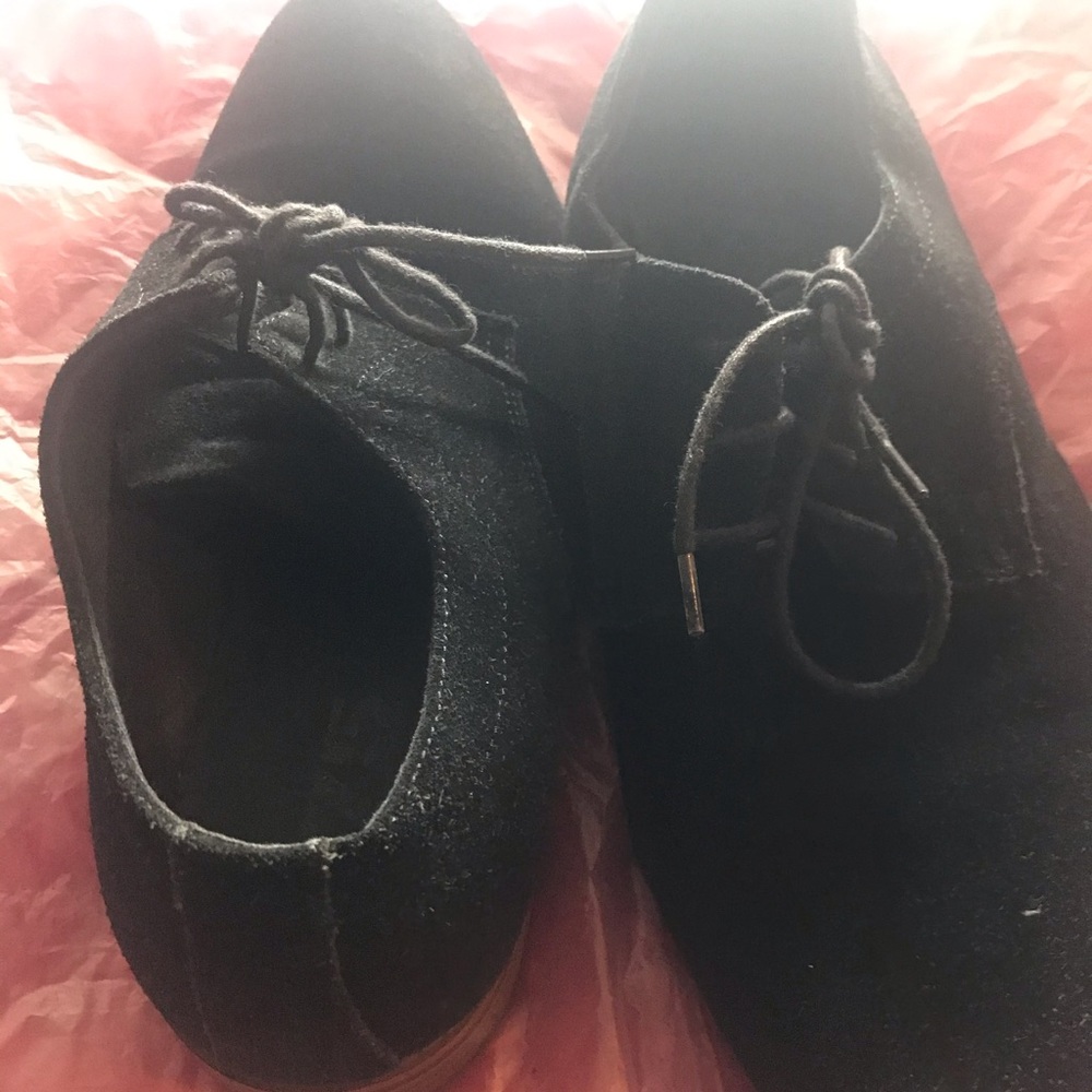 Suede dressy lace up shoes